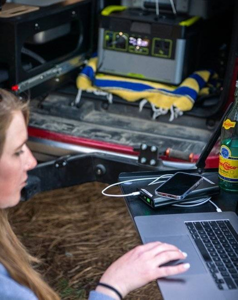 Goal Zero Yeti 1500 X (230V) Całkowicie bezwonna, maksymalnie cicha oraz bardzo mobilna stacja zasilania o bardzo dużej pojemności.