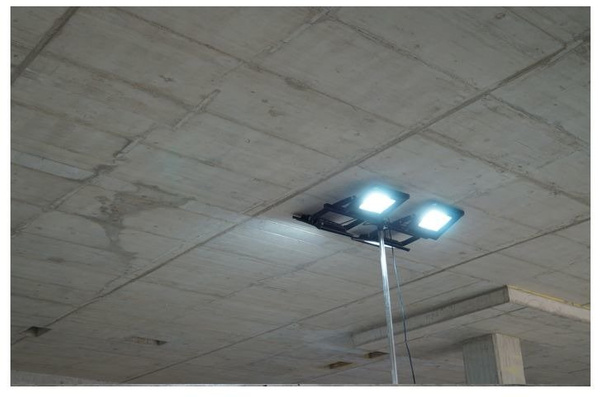 PARTNERSITE LM4x150AW maszt oświetleniowy do prac wykończeniowych 600W