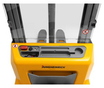 Akumulatorowy podnośnikowy wózek widłowy Jungheinrich typ AMC 12. Wys. podnoszenia 2900 mm. Udźwig 1200 kg.+DOSTAWA GRATIS