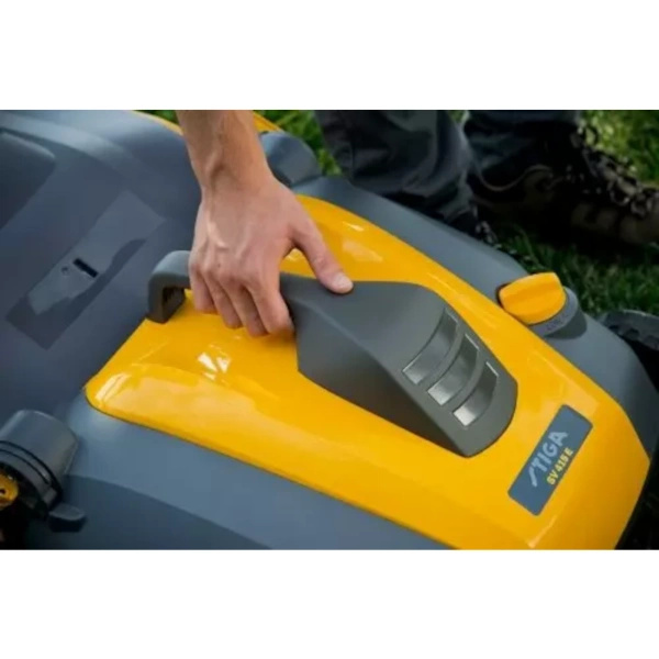 Wertykulator aerator elektryczny STIGA SV 415 E z koszem