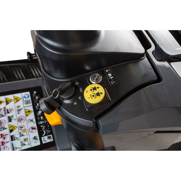 Kosiarka Traktorek ogrodowy CUB CADET LT2 R92 + olej + dostawa gratis!