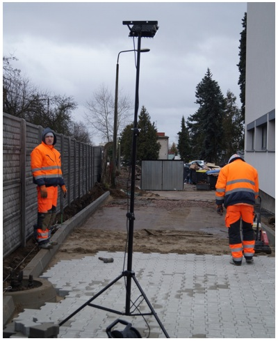 PARTNERSITE LM100R Maszt oświetleniowy budowlany LED 100W