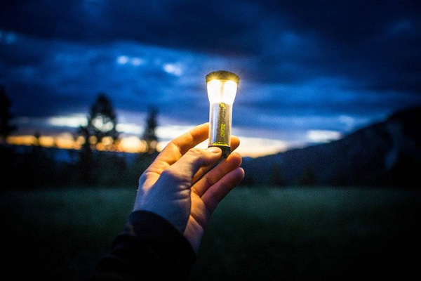 Lighthouse Micro Flash lampka z możliwością ładowania przez USB